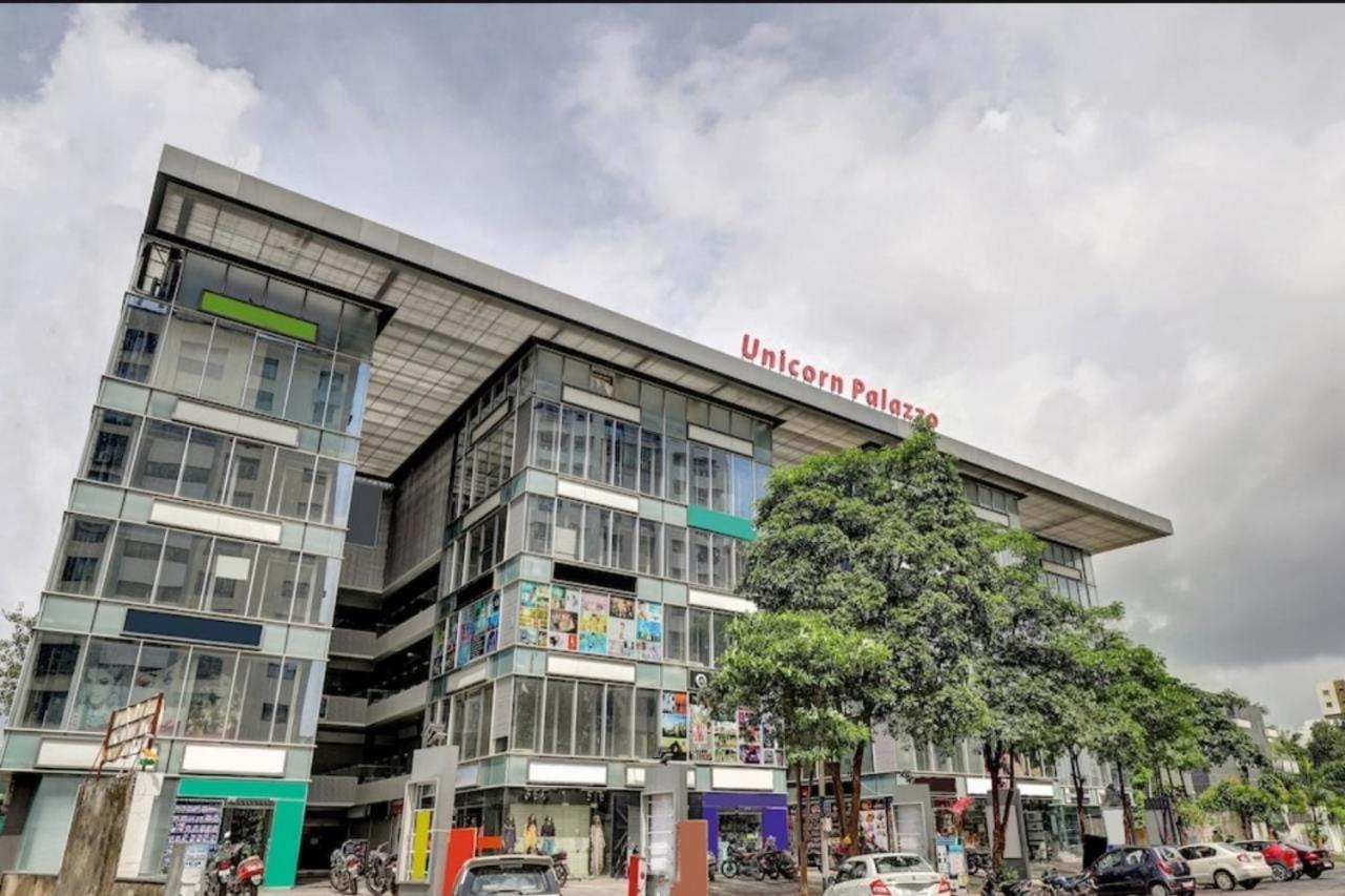 Hotel Unicorn, Súrat Exteriér fotografie